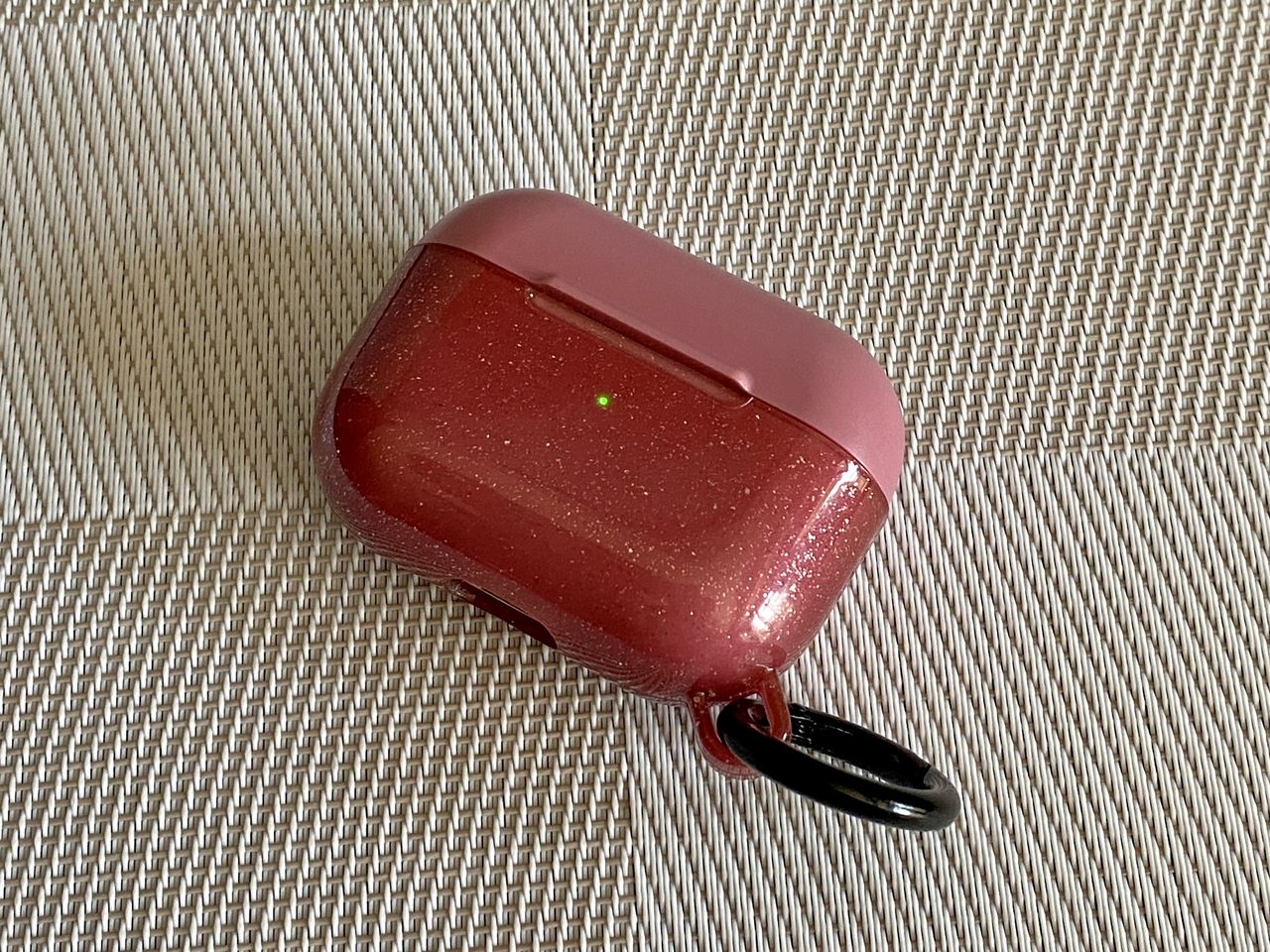 Otterbox Ispra Airpods Pro Case Closed Light