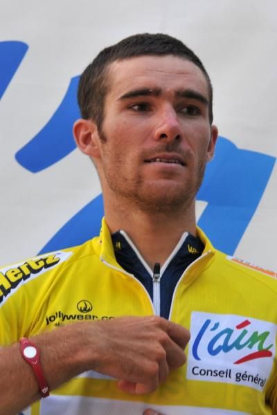 Romain Feillu dons the yellow jersey for the second day.