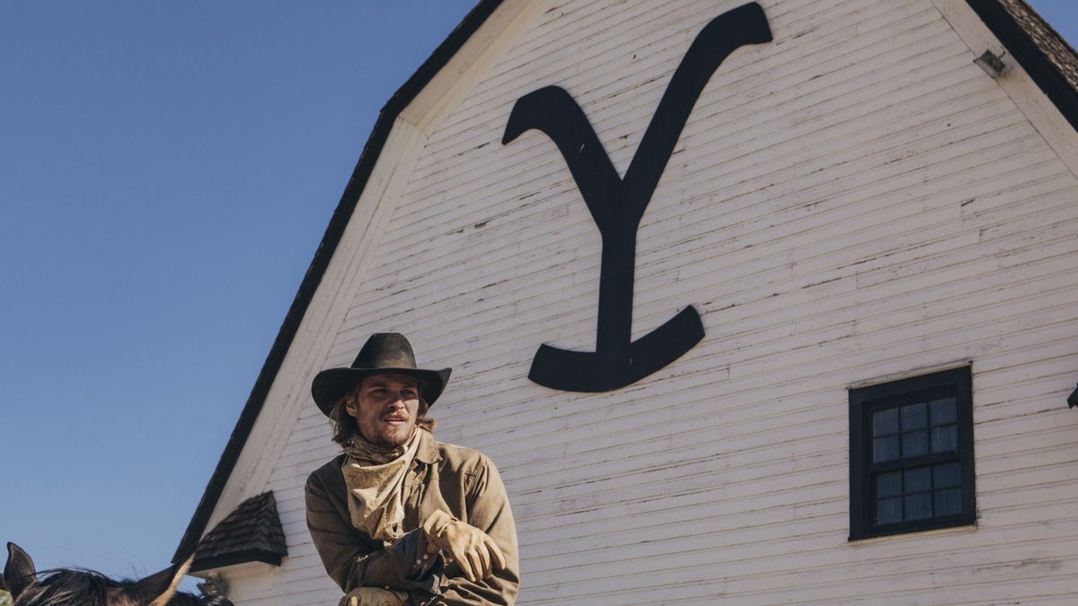 Luke Grimes in Yellowstone