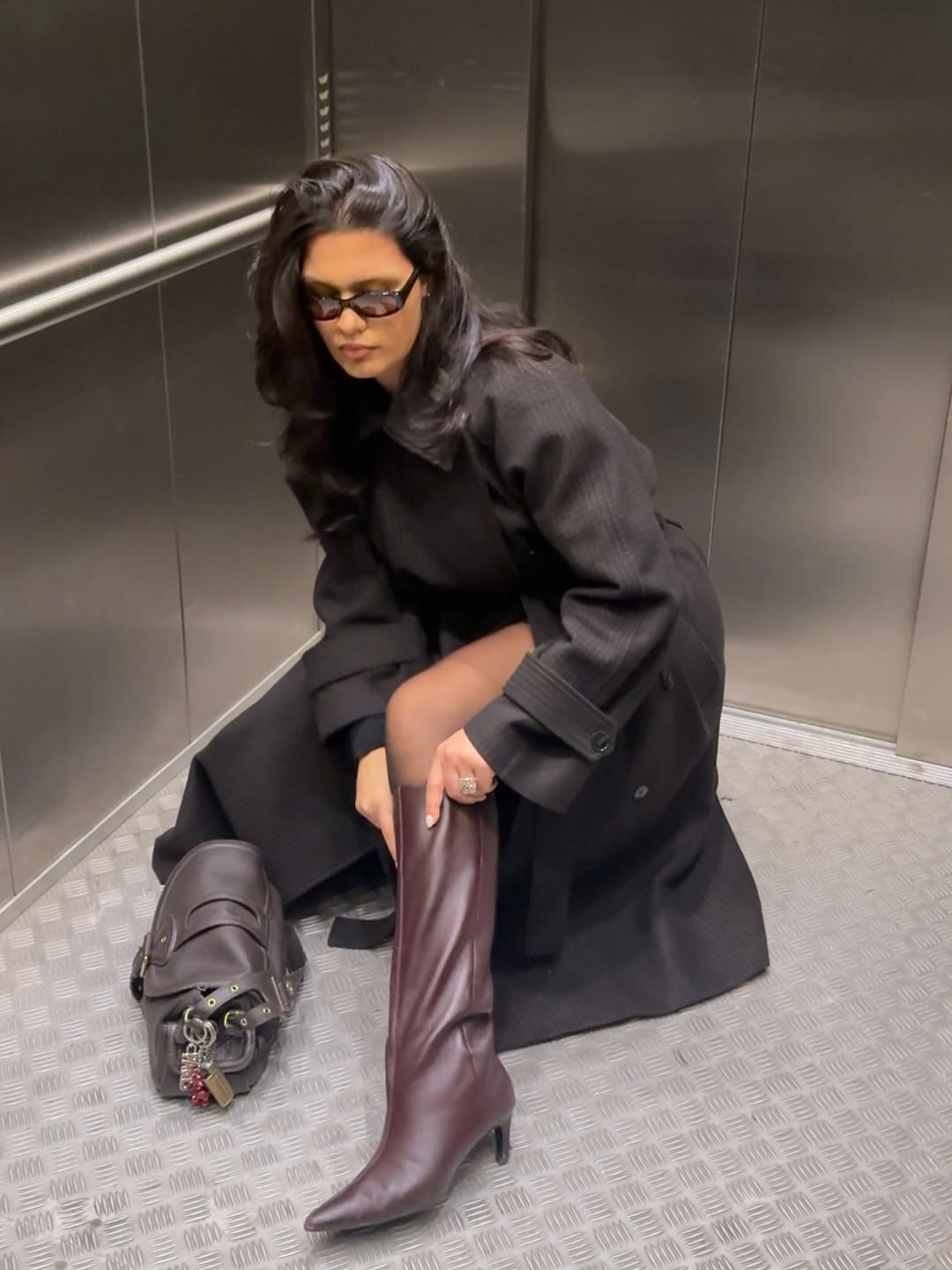 woman wearing miniskirt with tights outfit 2026