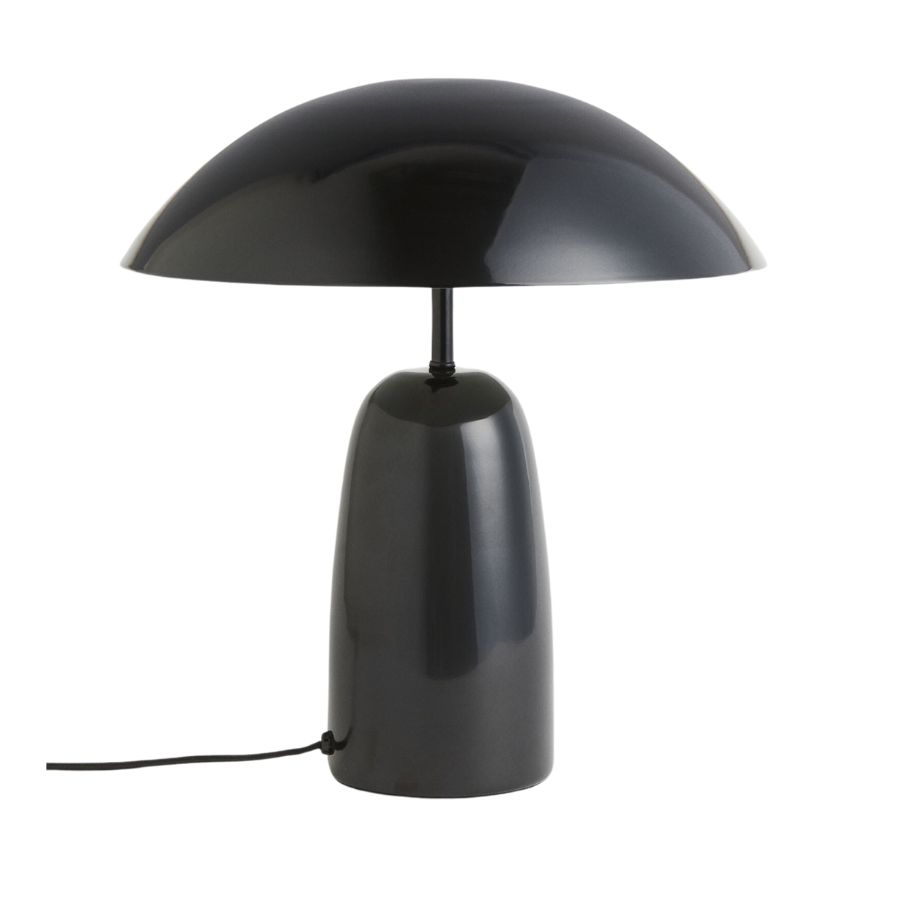 A black table lamp