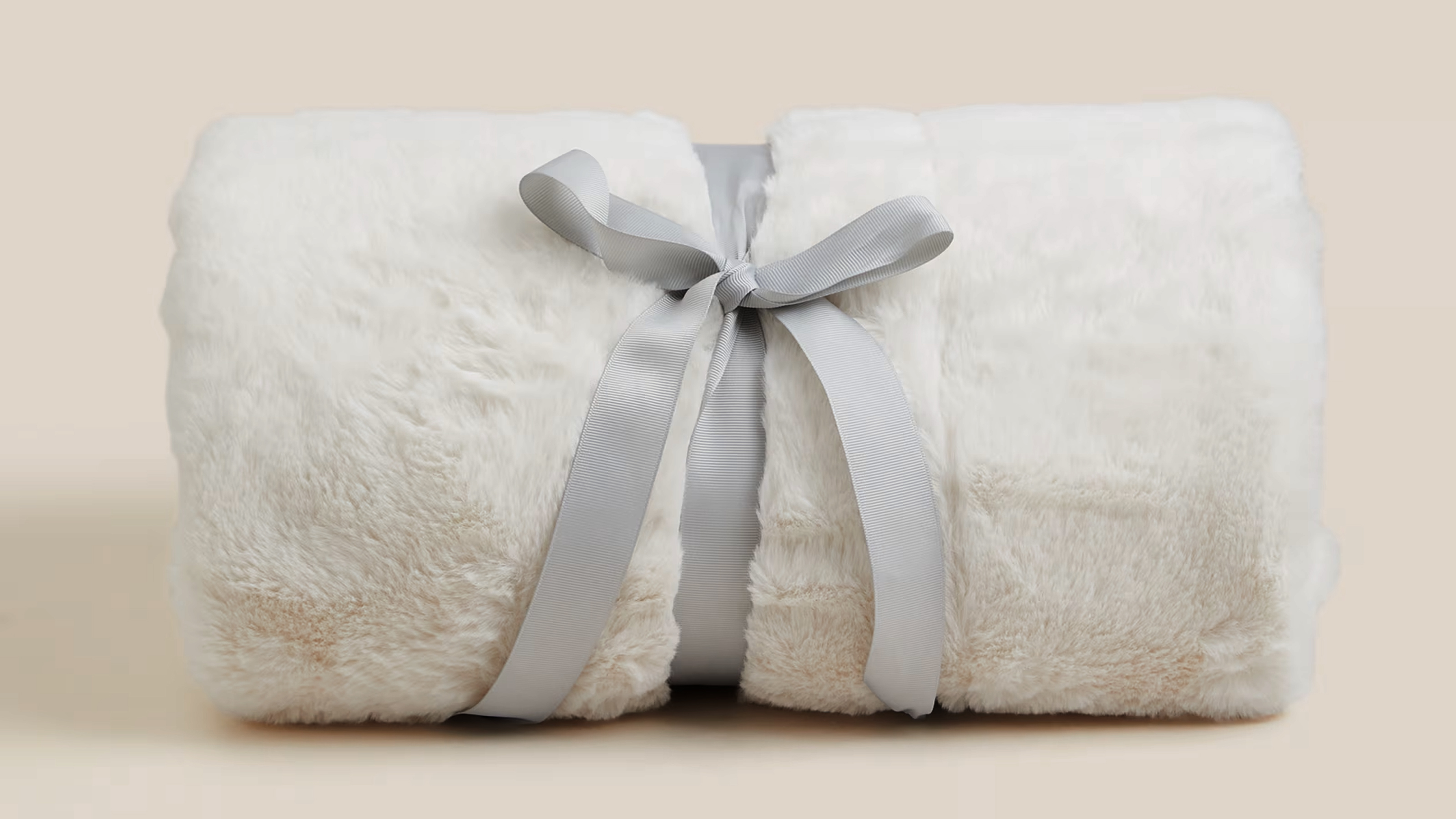 M&amp;S Supersoft Faux Fur Throw