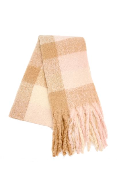 The 30 Best Blanket Scarves to Wrap Up In for 2024 | Marie Claire