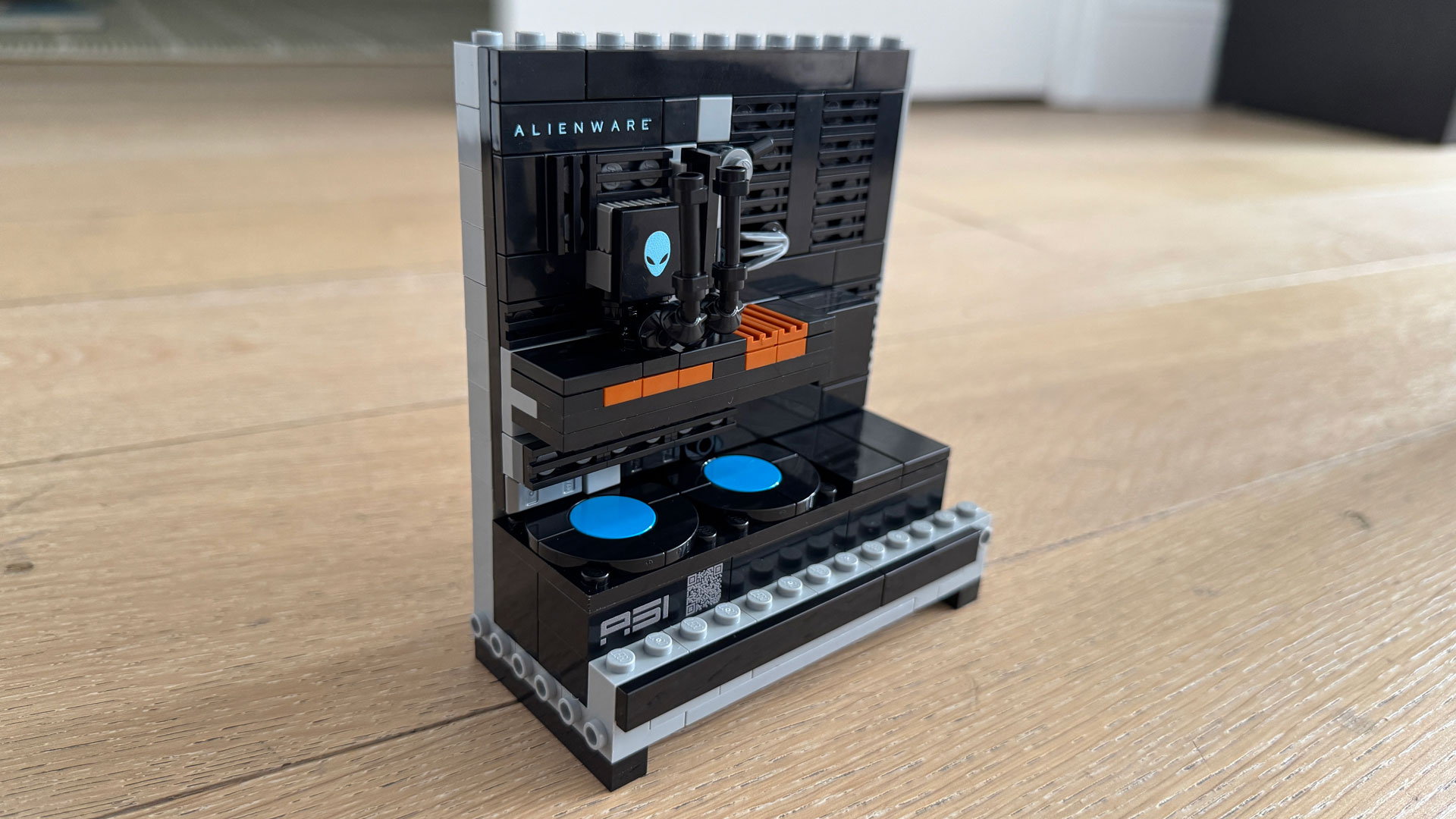 Alienware Lego