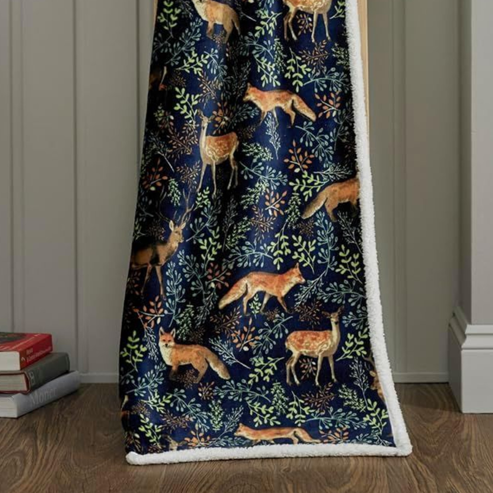 Fox &amp;amp; Deer Super Soft Sherpa Throw Blanket 180x140cm from Amazon