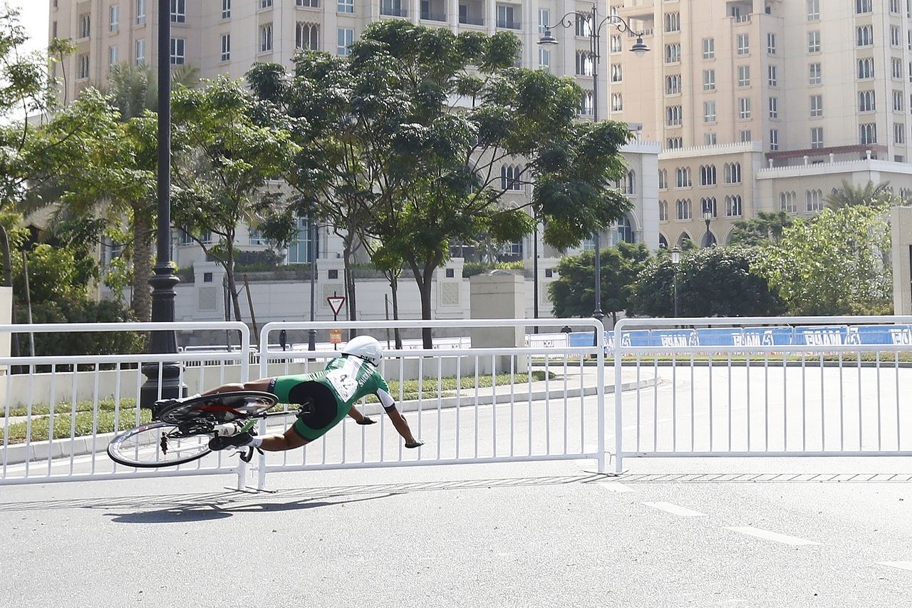 Hassan Aljumah (Saudi Arabia) takes a tumble