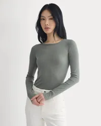 Everlane: extra 20% off apparel @ Everlane