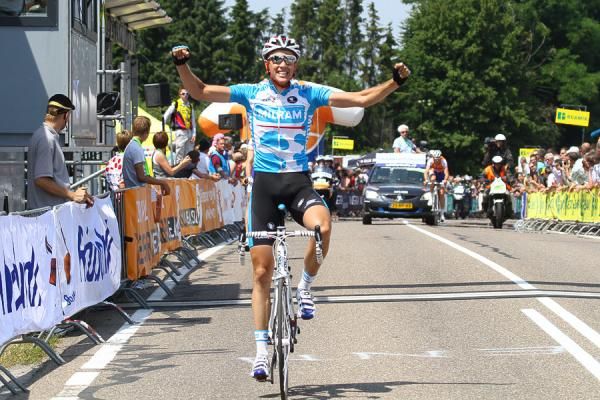 Niki Terpstra (Milram) just after the line