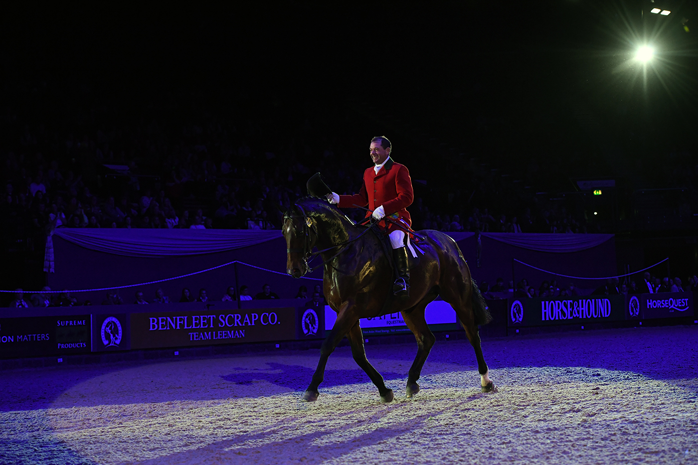 HOYS 08 10 21