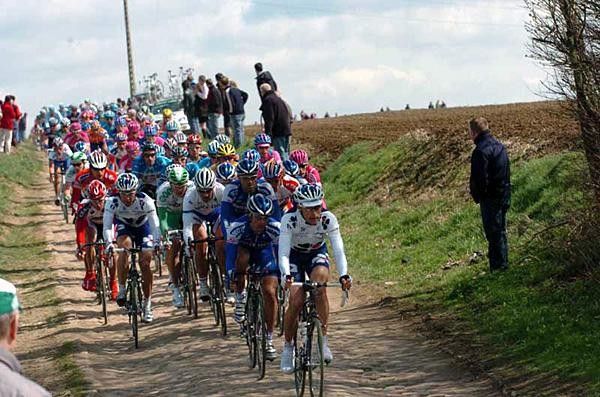 On a downhill sector of cobbles