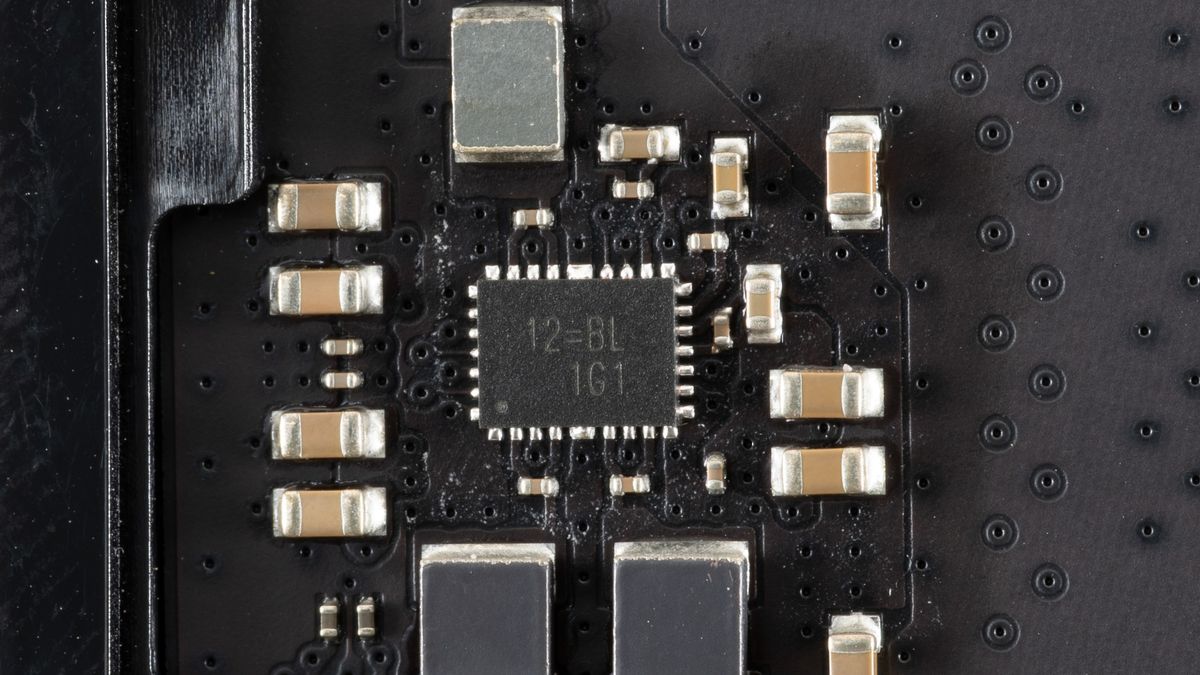 Crucial Pro Overclocking DDR5-6400 C32