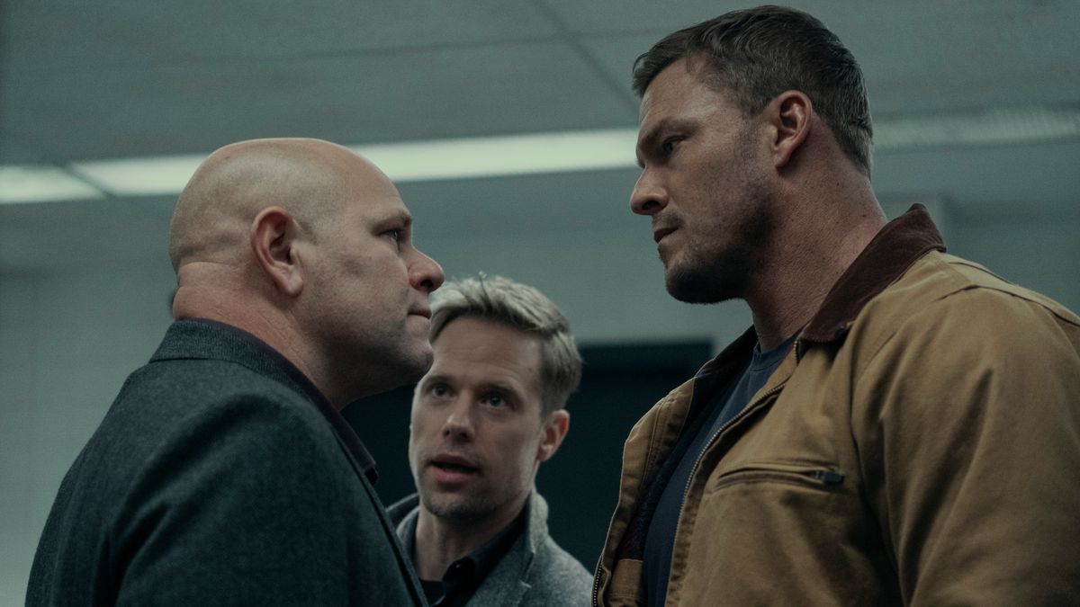 Guy and Reacher face off in Reacher season 2 episode 3