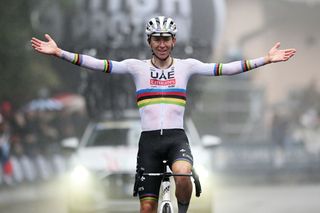 2024 Giro dell'Emilia: Tadej Pogačar wins