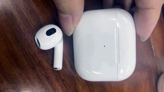 AirPods 3