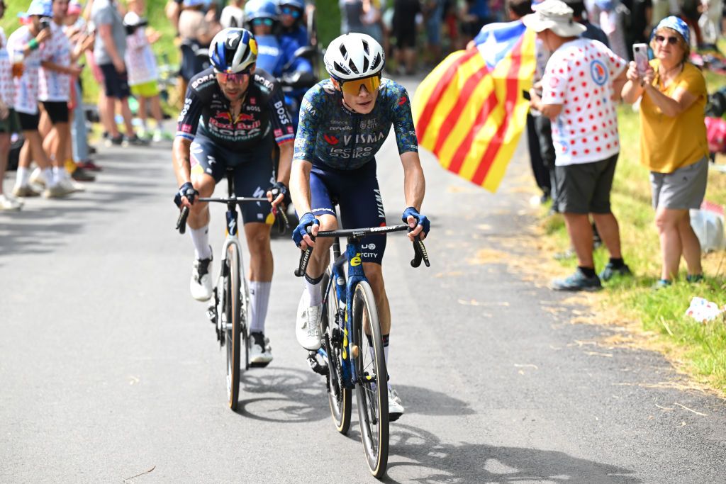 LELIORAN FRANCE JULY 10 LR Primoz Roglic of Slovenia and Team Red Bull BORA hansgrohe and Jonas Vingegaard Hansen of Denmark and Team Visma Lease a Bike compete in the breakaway during the 111th Tour de France 2024 Stage 11 a 211km stage from EvauxlesBains to Le Lioran 1239m UCIWT on July 10 2024 in Le Lioran France Photo by Tim de WaeleGetty Images