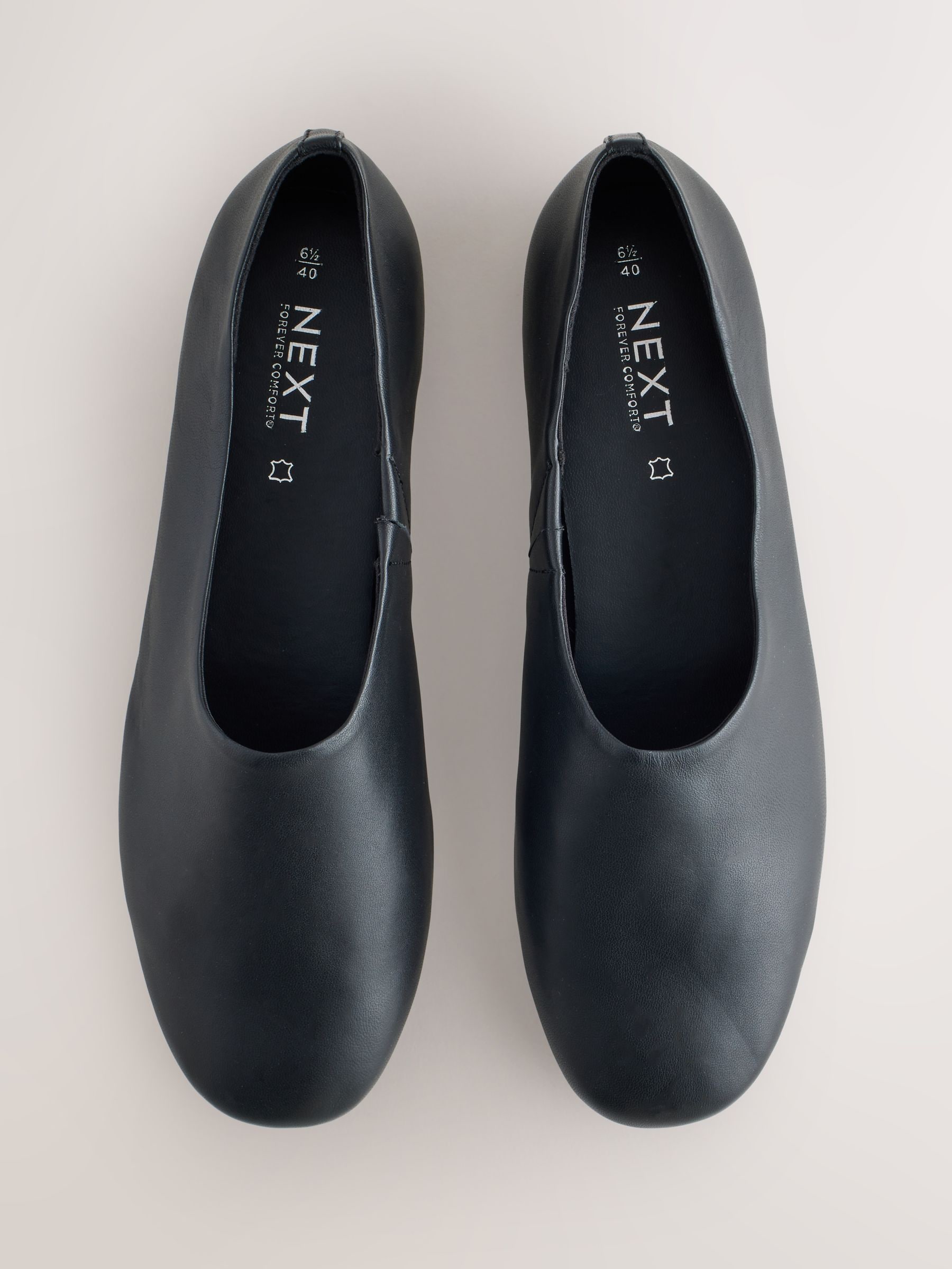 Black Forever Comfort&amp;reg; Leather Hight Cut Ballet Flats