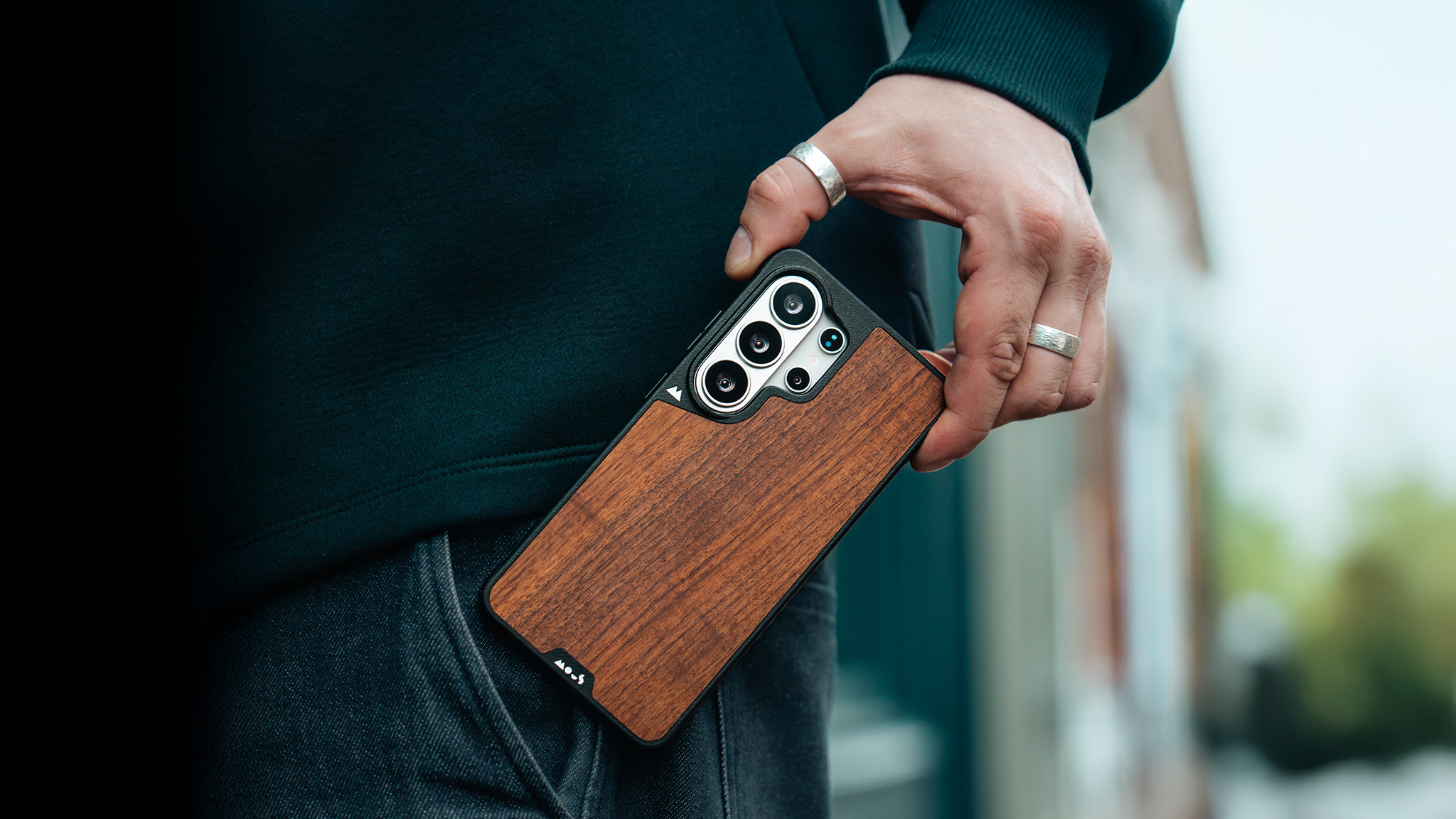 An official lifestyle image of the Mous Limitless wood case for the Samsung Galaxy S26 Ultra