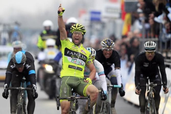 Oscar Gatto (Vini Fantini-Selle Italia) wins Dwars door Vlaanderen