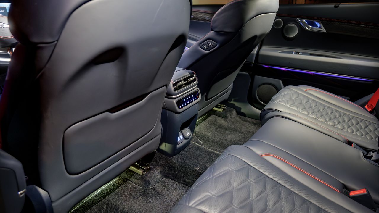2026 Genesis GV80 Coupe.