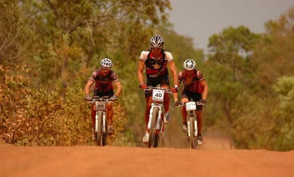 Erich Reith, Glen DeBont and Gunter Weichbold on the Battle Camp road.