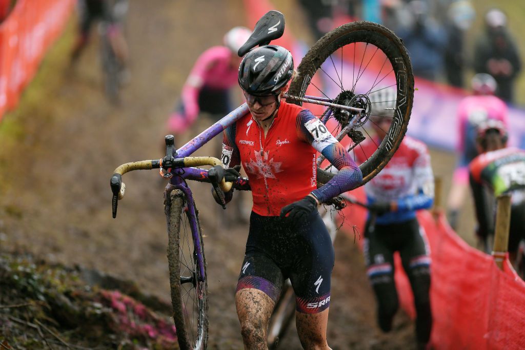 Maghalie Rochette racing at the UCI World Cup in Namur