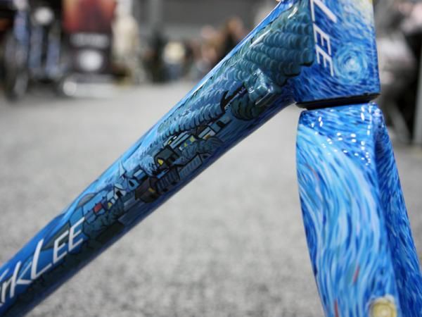 There are no decals here on this KirkLee "Starry Night" frame.