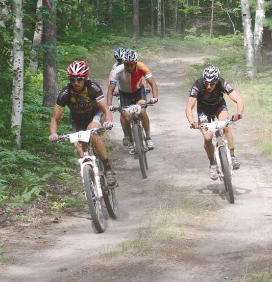 Lead group of four including Brian Matter, Cole House and Tristan Schouten