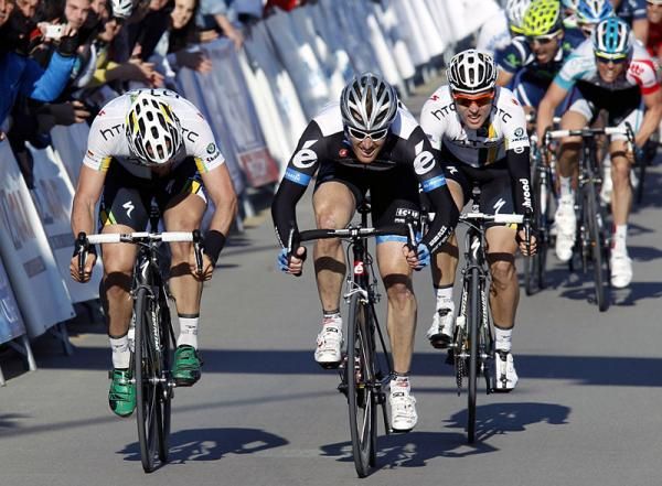Tyler Farrar (Garmin - Cerv&eacute;lo) outsprinted John Degenkolb (HTC - Highroad) to notch his second straight victory on Mallorca.