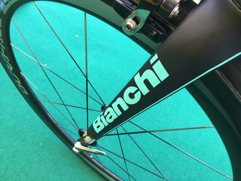 Very little rake on the fork which Bianchi claims the weight at 340g