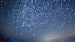 Meteor caught on camera in midst of star trails