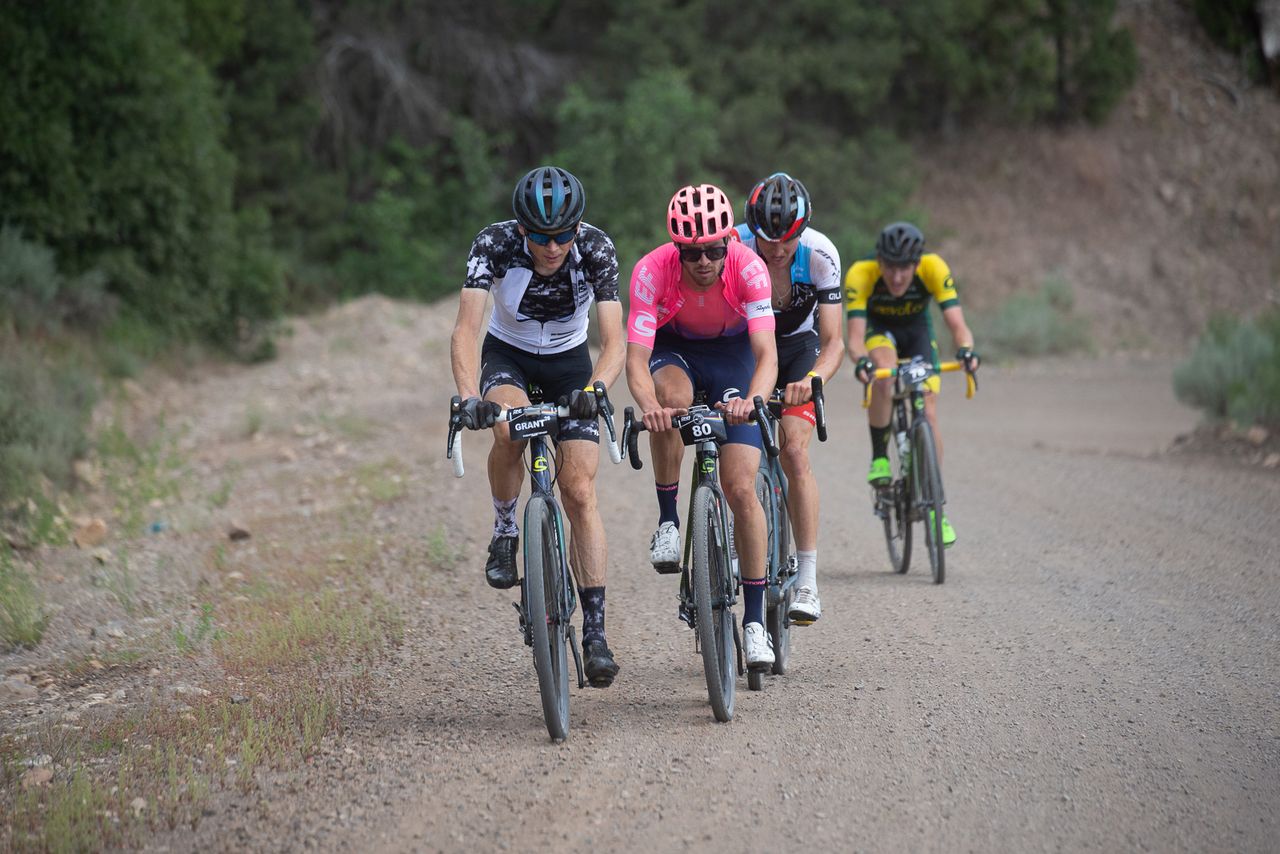 Grant and Howes set a pace that dropped almost everyone from the bottom of the Col D' Crush climb .