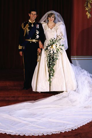 Image of Princess Diana on her wedding day