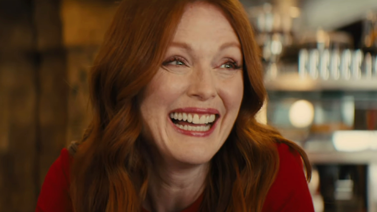 Julianne Moore as Poppy smiling in Kingsman: The Golden Circle
