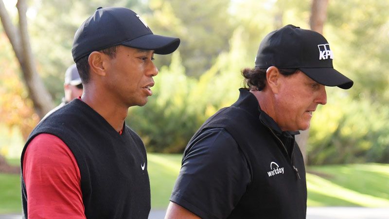 Tiger Woods Reacts To Phil Mickelson&#039;s PGA Championship Win