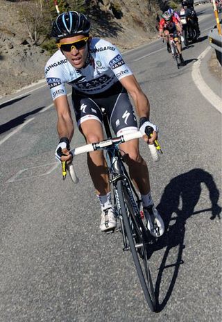 Alberto Contador forges ahead in the lead while Levi Leipheimer and Michele Scarponi try to limit their losses.