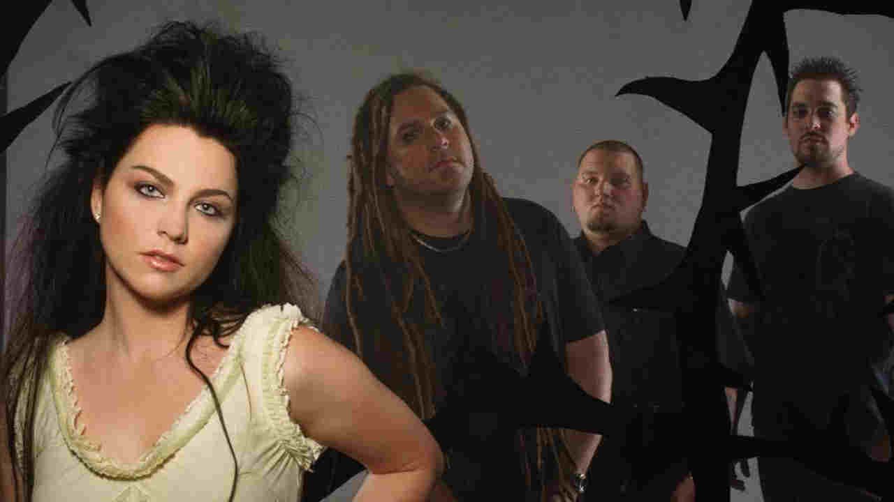 Evanescence posing for a photograph in 2006