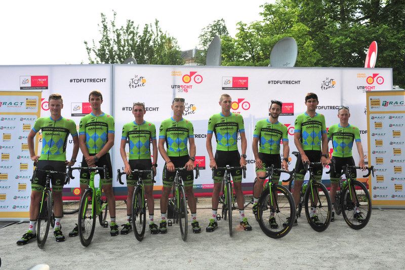 The Cannondale-Garmin team in its green jerseys