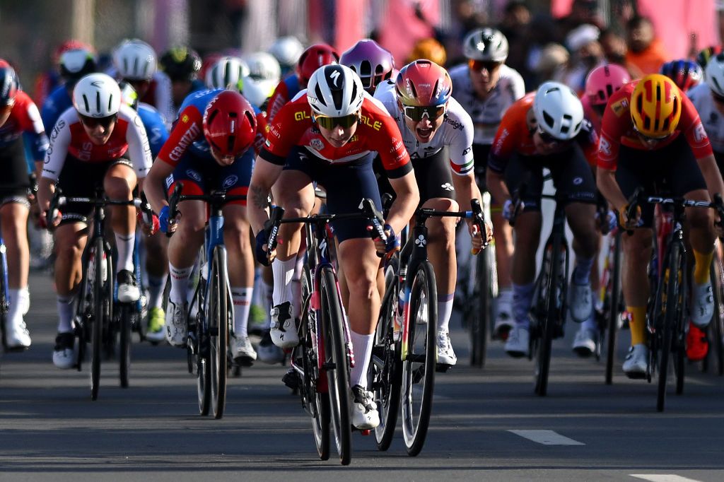 MADINAT ZAYED UNITED ARAB EMIRATES FEBRUARY 09 EDITORS NOTE Alternate crop Lorena Wiebes of The Netherlands and Team SD WorxProtime Red leader Jersey sprints at finish line to win during the 2nd UAE Tour 2024 Stage 2 a 113km stage Al Mirfa Bab Al Nojoum to Madinat Zayed UCIWWT on February 09 2024 in Madinat Zayed United Arab Emirates Photo by Dario BelingheriGetty Images