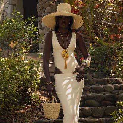 HOLIDAY JEWELLERY