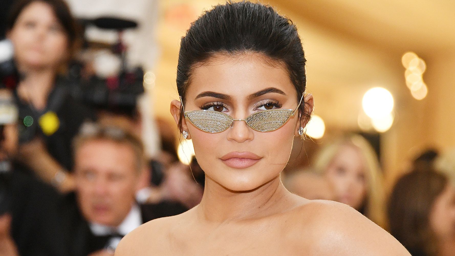 Kylie jenner reversed bblemiru with no makeup