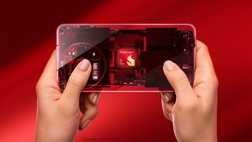 Snapdragon 8 Elite Gen 5 chipset in handheld phone