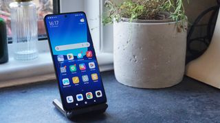 Xiaomi 13 Pro review front angled on stand