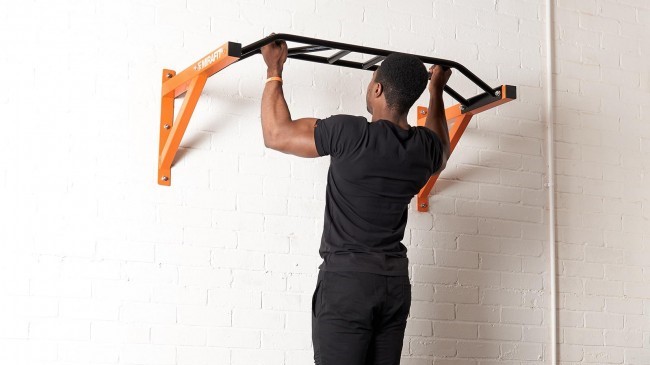 Get big arms and build back muscles at home with the rock solid Mirafit M2 pull up bar T3