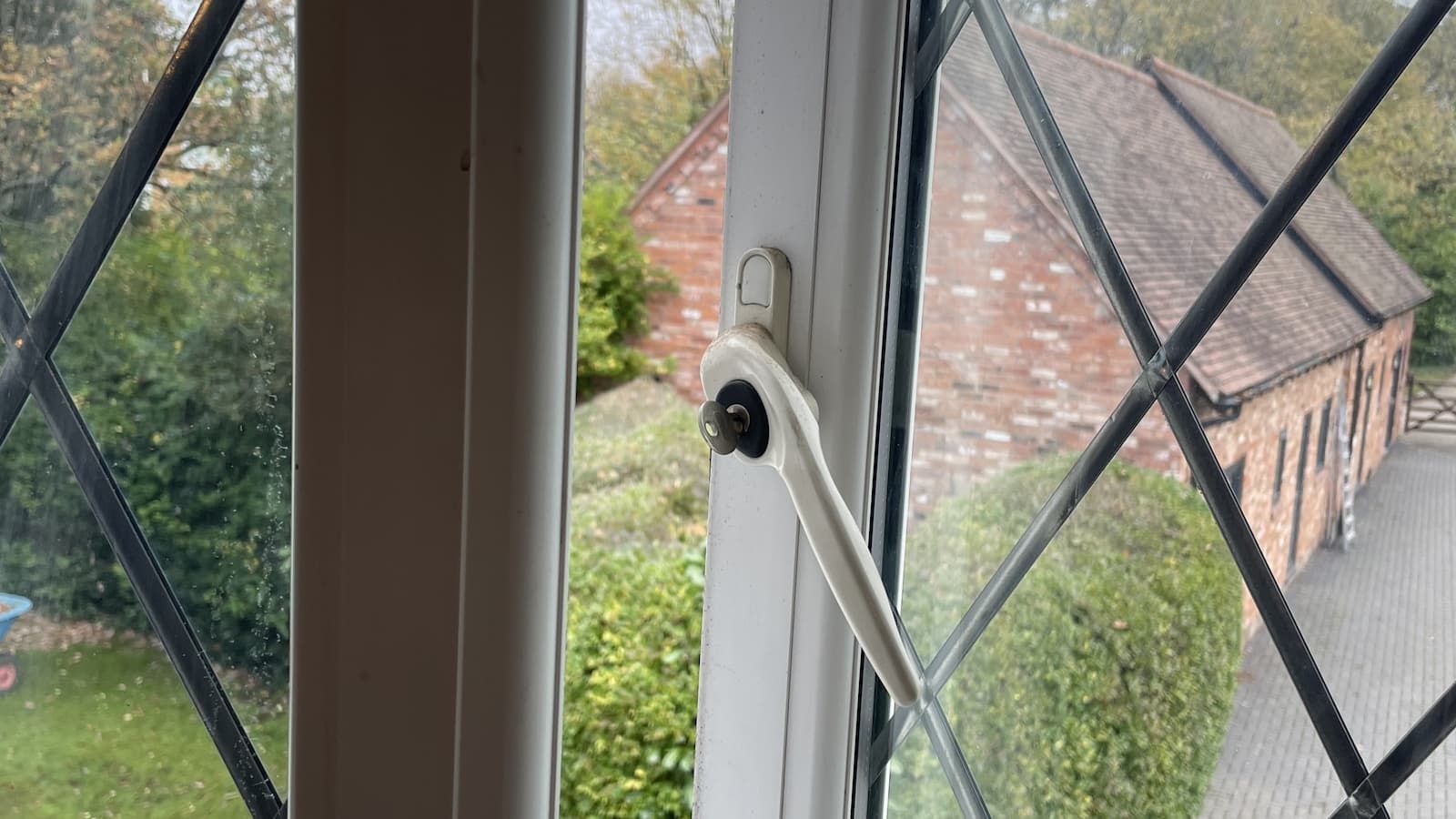 Adjust your uPVC windows this winter to save up to 85