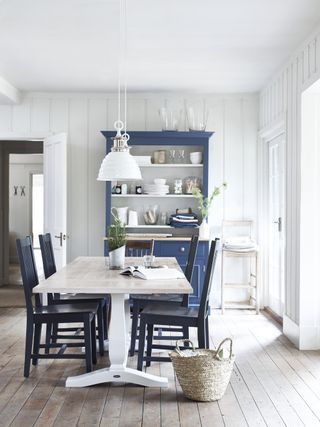 coastal inspired dining room