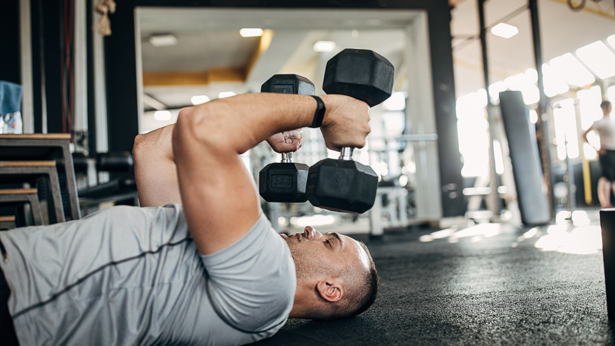 Build a defined upper body with two dumbbells and these six exercises | T3