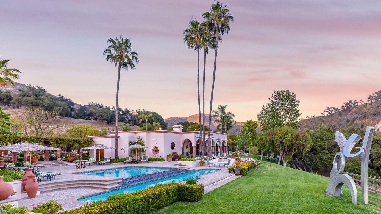 Exterior and swimming pool in The Rosenthal Estate in Malibu