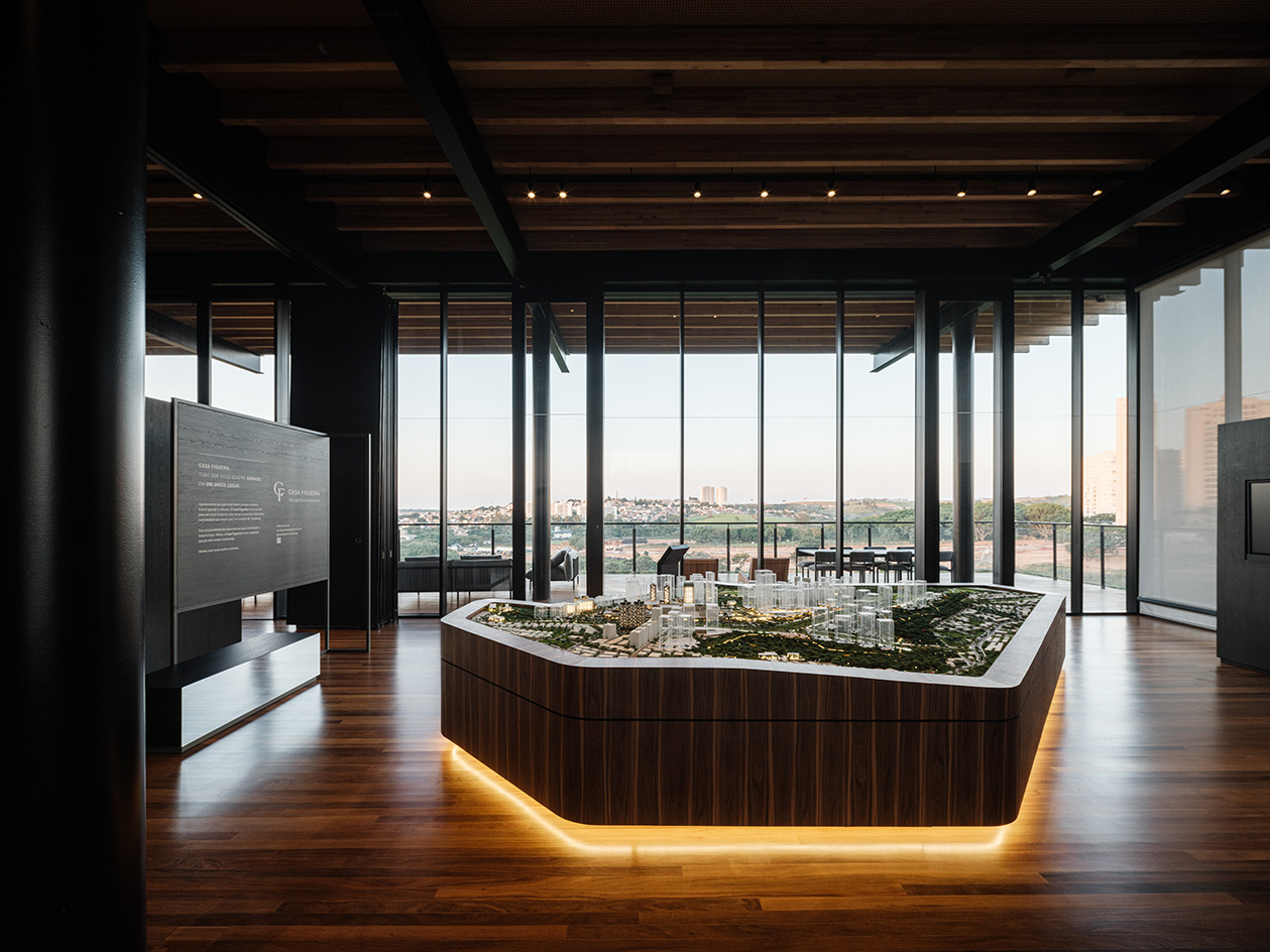 Casa Figueira, Sao Paulo, a light structure, floating above green tree canopies, a pavilion-like showroom