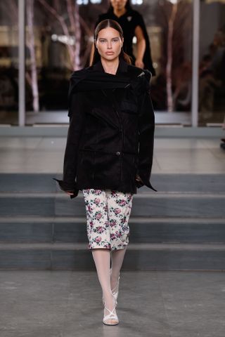 Tory Burch F/W 25 runway