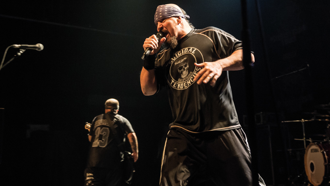 Mike Muir on stage with Suicidal Tendencies